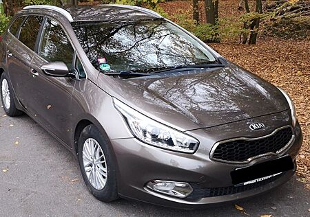 Kia Cee'd Sportswagon cee'd Kombi 1.6 GDI Edition 7 Klima/AHK