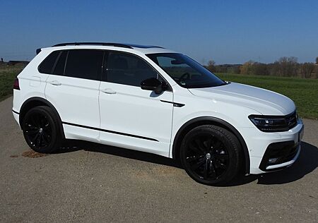 VW Tiguan Volkswagen 2.0 TSI 18.800km 1.HD DSG AHL LED 8xALU