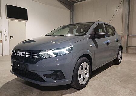 Dacia Sandero Essential TCe 90 PS Klima-DAB-LED-Tem...