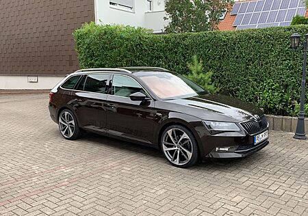 Skoda Superb 2.0 TDI SCR 140kW DSG 4x4 L&K Combi L&K