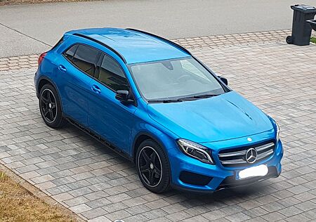 Mercedes-Benz GLA 220 d 4MATIC DCT AMG Line