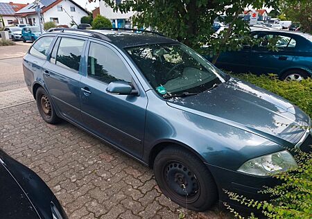 Skoda Octavia Combi 2.0 TDI PD DPF DSG Team Editio...