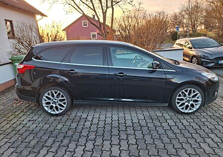 Ford Focus 2,0TDCi 120kW DPF Titanium Turnier Tit...