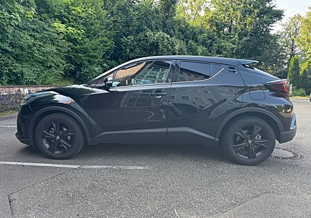 Toyota C-HR 2.0-l-VVTi Hybrid Team Deutschland Team...