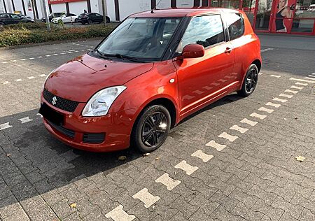 Suzuki Swift 1.2 Basic Basic Orange TÜV sportlich