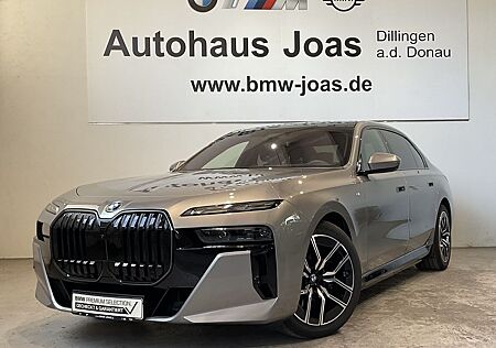 BMW i7 eDrive50 B&W Surround, Executive Lounge Paket
