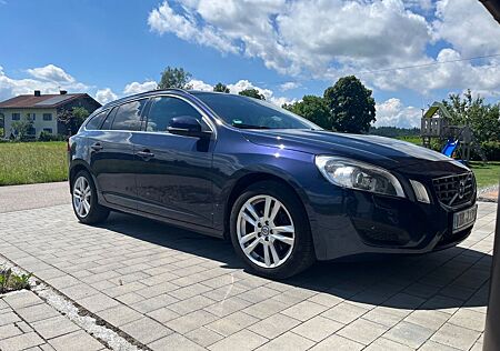 Volvo V60 Service neu 08/25