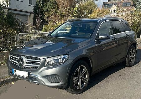 Mercedes-Benz GLC 220 GLC 4MATIC Distronic+ Pano LED Kam ACC AHK DAB
