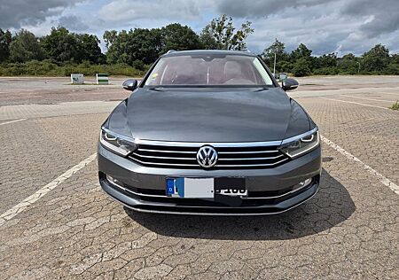 VW Passat Variant Volkswagen 2.0 TDI SCR 140kW DSG High...