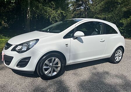 Opel Corsa 1.2 ENERGY Komfort / Winterpaket