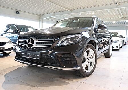 Mercedes-Benz CLA 250 250d AMG Line 4Matic * Pano * RFK * NAVI * AHK