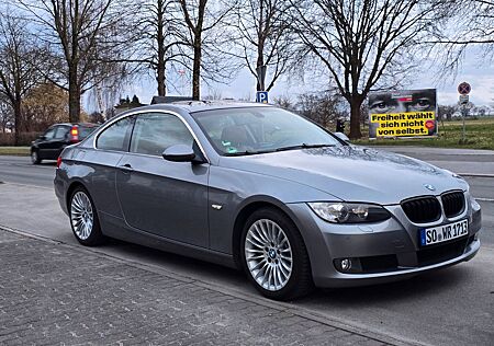 BMW 325i Coupé TÜV bis 06/2026