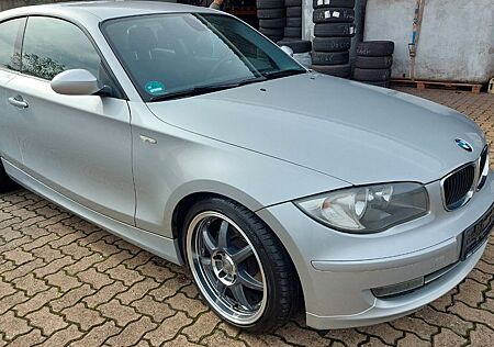 BMW 118 gebraucht kaufen BMW 118i Klimatronic Tempomat PDC 18"