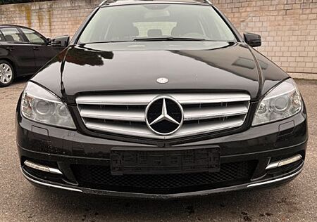 Mercedes-Benz C 250 CDI 4MATIC AVANTG. Aut. Navi Schiebedach