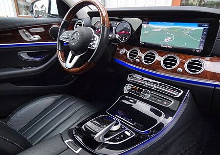 Mercedes-Benz E 350 *EXCLUSIVE*PANO*MASSAGE*HUD*NAPPA*AHK*AIRM