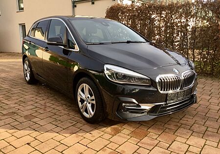 BMW 2er 220i Active Tourer Luxury, Aut,Pano,AHK,Leder