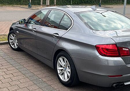 BMW 520i -