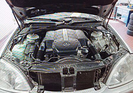 Mercedes-Benz S 500 -