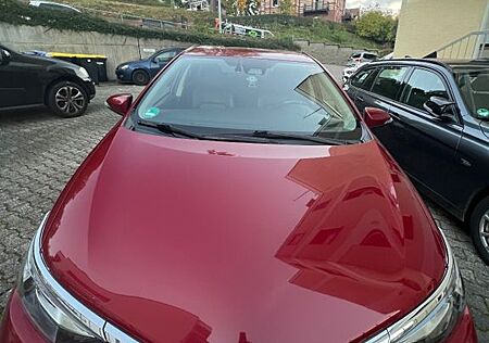 Toyota Auris gebraucht kaufen Toyota Auris Hybrid Comfort 1,8-l-VVT-i Comfort