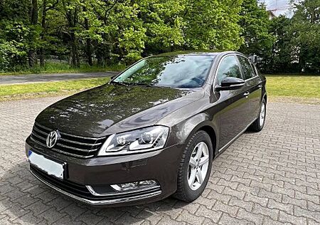 VW Passat Volkswagen 2.0 TDI Comfortline BlueMotion