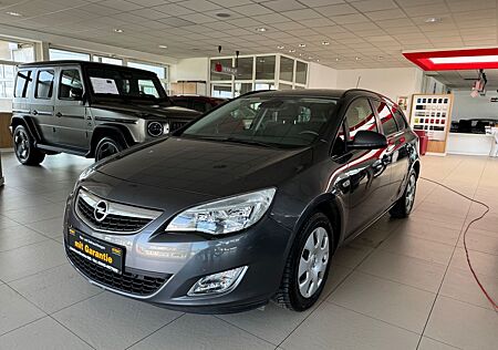 Opel Astra J Sports Tourer Design Edition/Klima/Sitzh