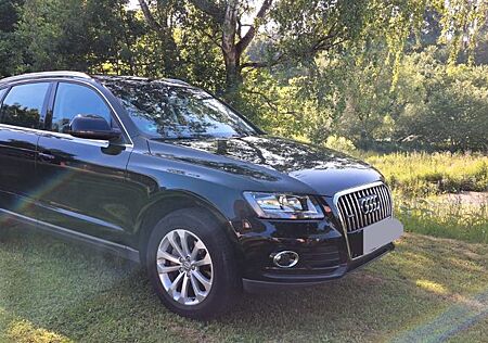 Audi Q5 2.0 TDI quattro -177PS Scheckheft gepflegt 8x