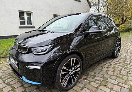 BMW i3s i3 Baureihe 120ah 184PS Navi PDC Sitzheizung