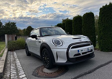Mini Cooper SE - Winterreifen - Top - Garagenfahrzeug