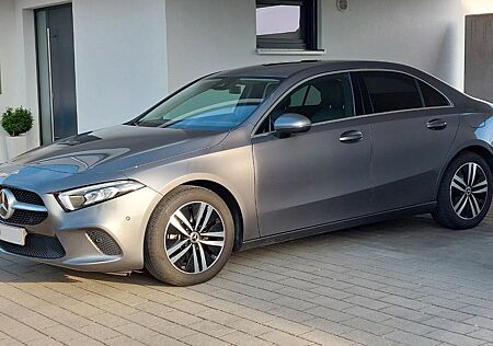 Mercedes-Benz A 200 A200d A-Klasse Limousine (V177) mit AHK, LED, ..