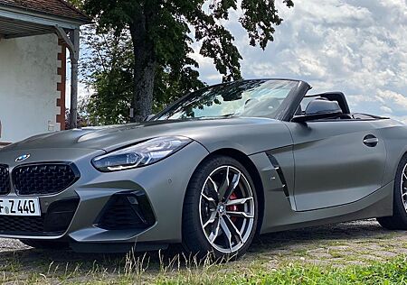 BMW Z4 M40i 1. Hand Vollausstattung Frozen Grey