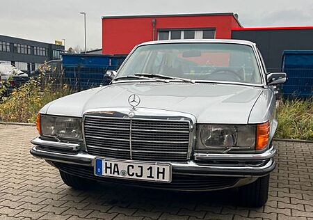 Mercedes-Benz 350 SEL mit wenig KM 91.000, TÜV 2 Jahre