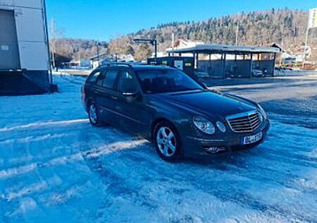 Mercedes-Benz E 220 CDI T AVANTGARDE Avantgarde