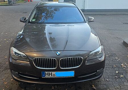 BMW 520 gebraucht kaufen BMW 520d Touring - LEDER/NAVI/XENON/2.HAND