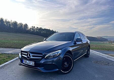 Mercedes-Benz C 250 C 250d 4MATIC *HUD*Ambiente*Verkehrsz*el. Sitze