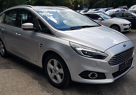 Ford S-Max 2.0 TDCI Titanium AWD LED&AHK&Navi