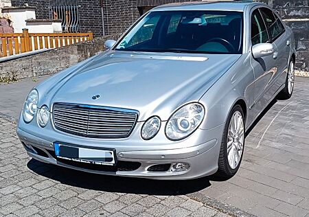 Mercedes-Benz E 200 Kompressor CLASSIC - 107k -2.Hd Scheckheft