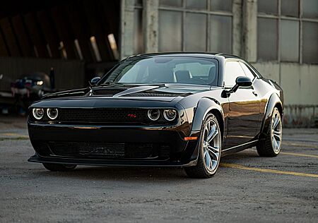 Dodge Challenger 5.7 V8 HEMI R/T WIDEBODY