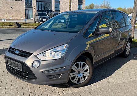 Ford S-Max Trend Navi Klimaauto Temp Sitzhzg PDC