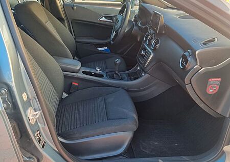 Mercedes-Benz A 160 CDI -