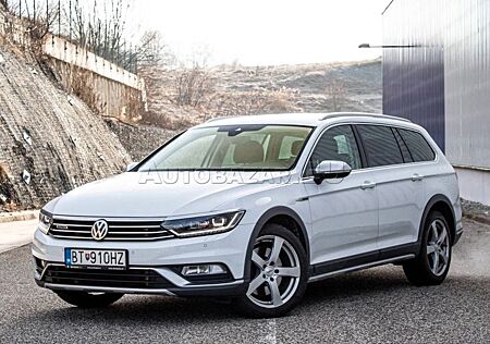 VW Passat Alltrack Volkswagen 2.0 TDI SCR 176kW DSG BMT 4M...