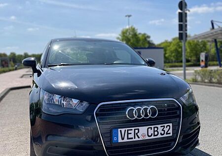Audi A1 1.2 TFSI Attraction Pro Line Business