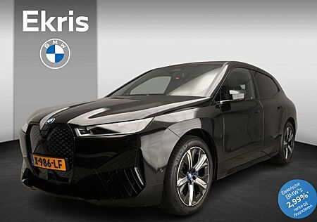 BMW iX xDrive40 | Sportpaket | Laserlicht | Leder |