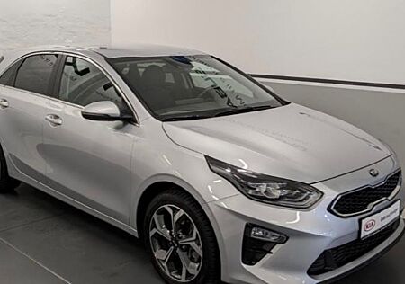 Kia Cee'd / Ceed 1.6 CRDi 48V Mildhybrid Spirit