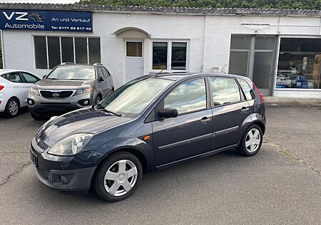 Ford Fiesta 1,4 16V Style EST