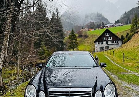 Mercedes-Benz E 320 CDI AVANTGARDE Avantgarde