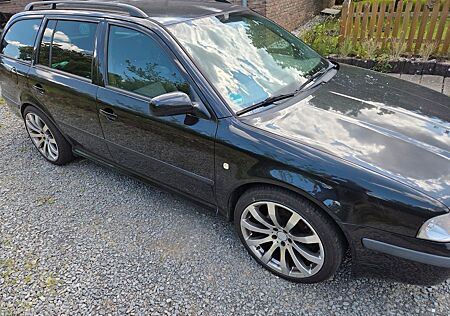 Skoda Octavia Combi 2.0 Elegance Elegance