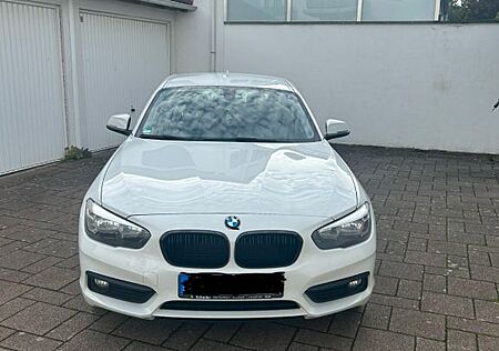 BMW 118i Sport Line Sport Line