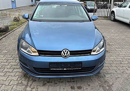 VW Golf Volkswagen VII Lim. Comfortline BMT