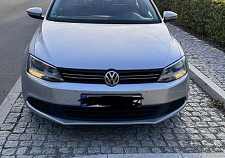 VW Jetta Volkswagen 1.2 TSI Comfortline Comfortline