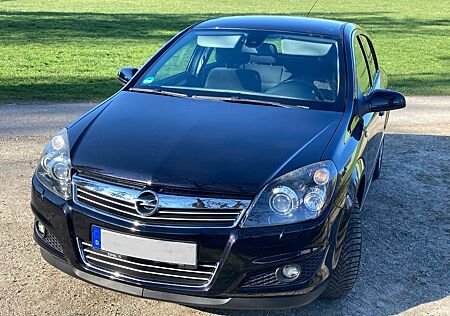 Opel Astra H 1.6 INNOVATION 85kW | Xenon| Tempomat